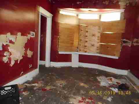 5631 Hartford (19)_m.jpg